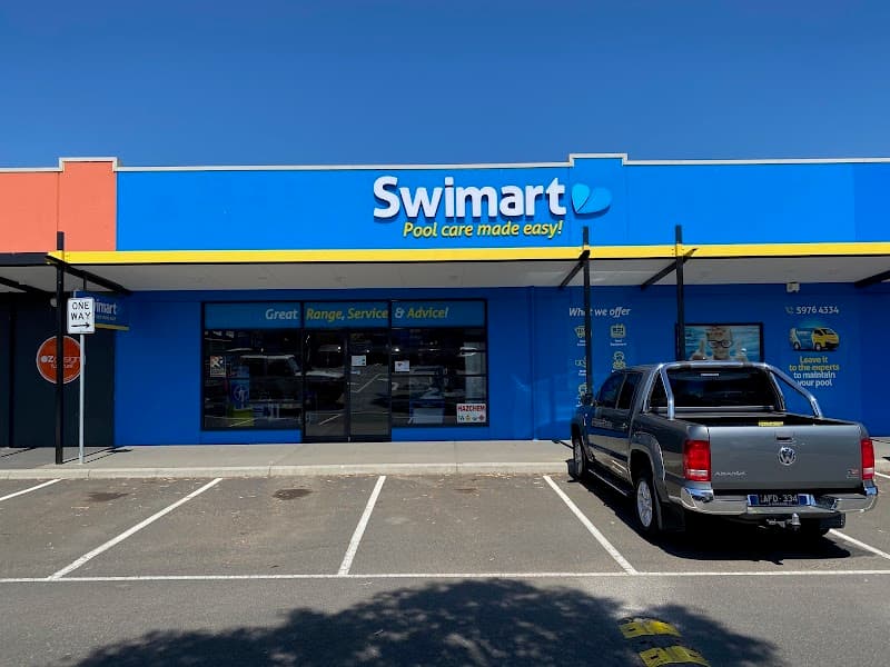 Swimart Mornington pool maintenance work in Mornington