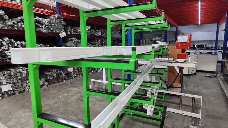 Sydney Curtain Accessories Wholesale curtains & blinds work in Clyde