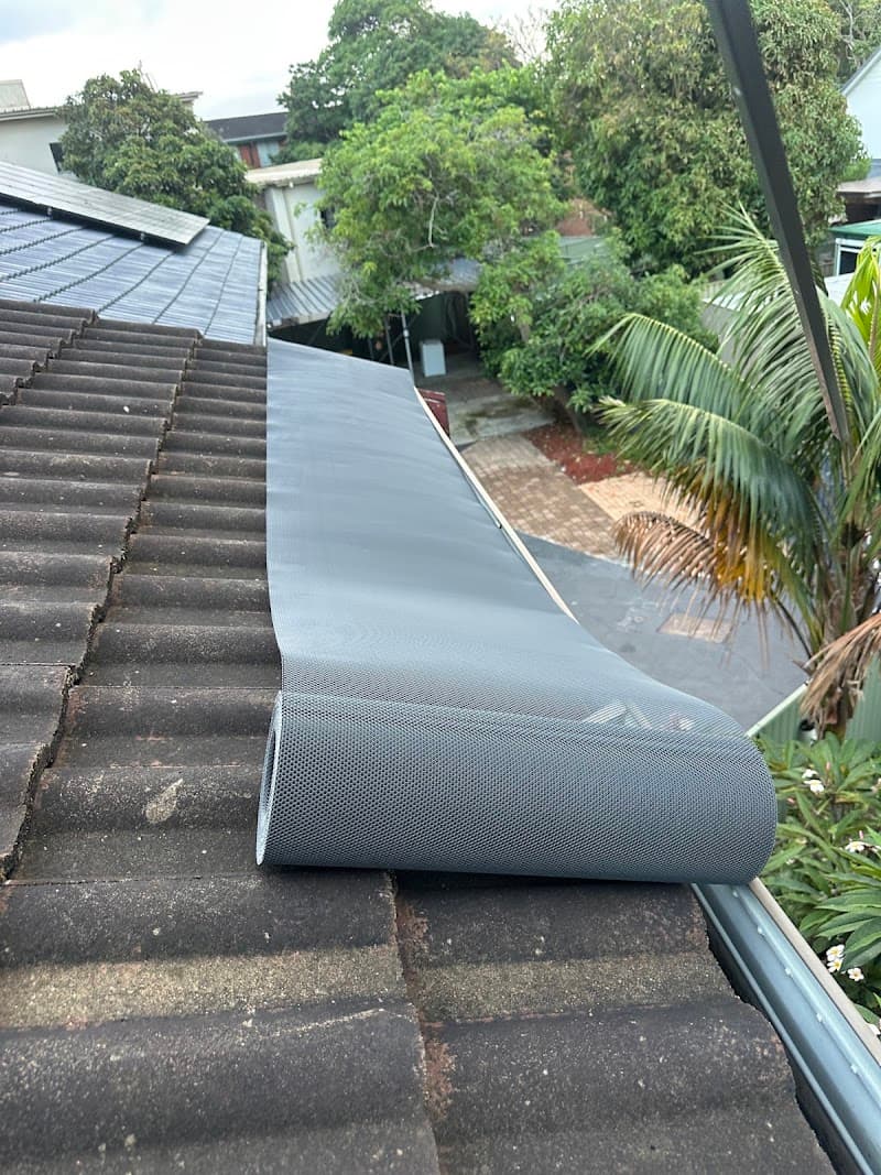 Sydney Gutter Clean gutter cleaning work in Crows Nest