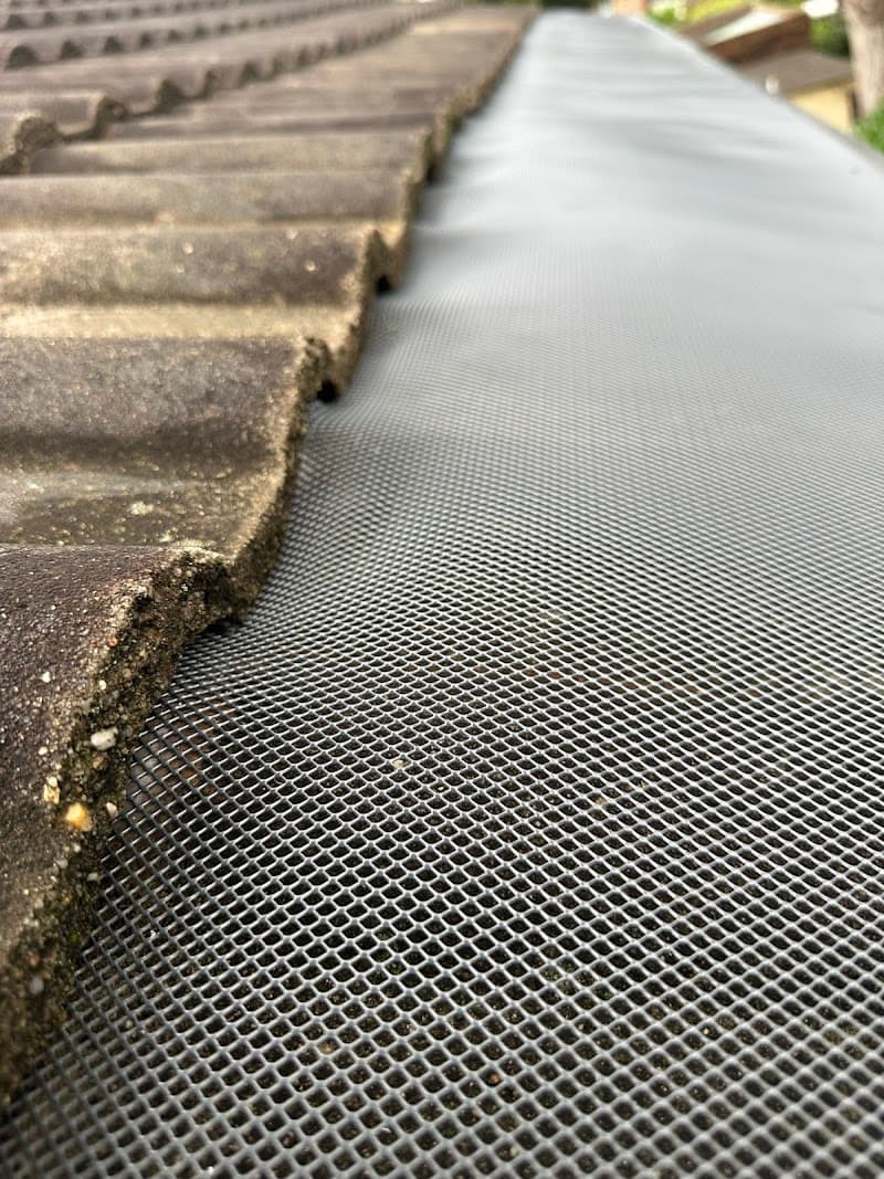 Sydney Gutter Clean gutter cleaning work in Crows Nest