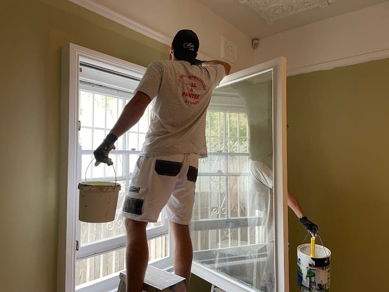 Sydney Inner West Painters painter work in Leichhardt