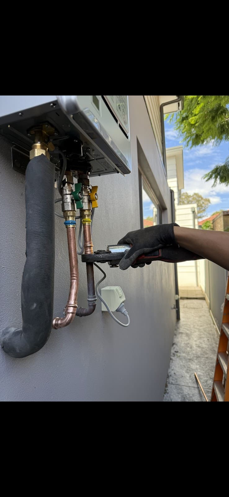 Sydney Supreme Plumbing | Blocked Drains | Hot Water Repair | Emergency Plumbing Services plumber work in Granville