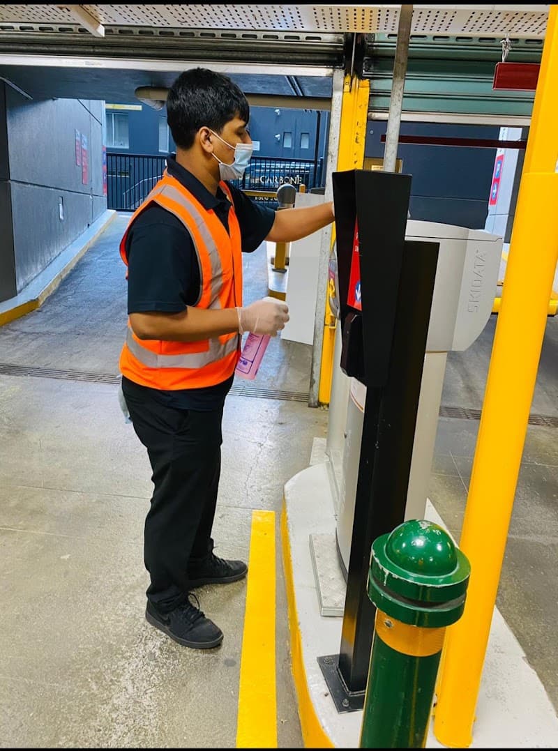 Taj Professional Cleaning oven & bbq cleaning work in New Town