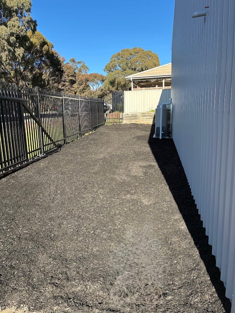 T&C Gutter Protection gutter cleaning work in Bendigo