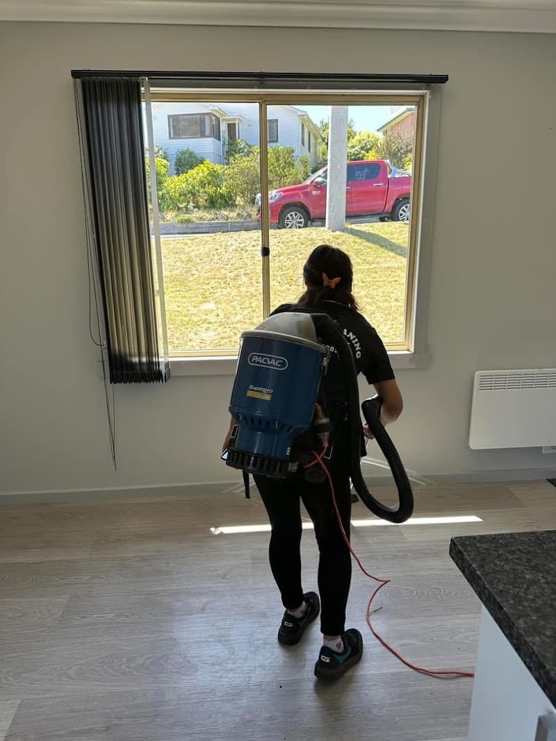 Tasman Cleaning Services, Hobart oven & bbq cleaning work in Glenorchy