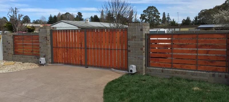 Tasman Doors & Gates garage doors work in Invermay