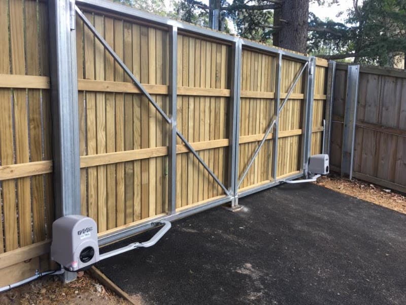 Tasman Doors & Gates garage doors work in Invermay