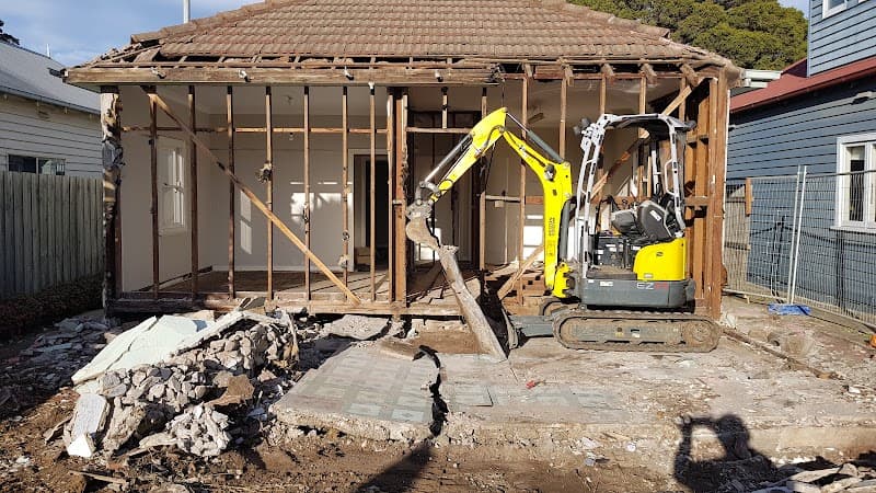 TC Earthworks demolition work in Belmont