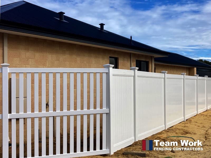Team Work Fencing Contractors - Bunbury WA fencing work in Davenport