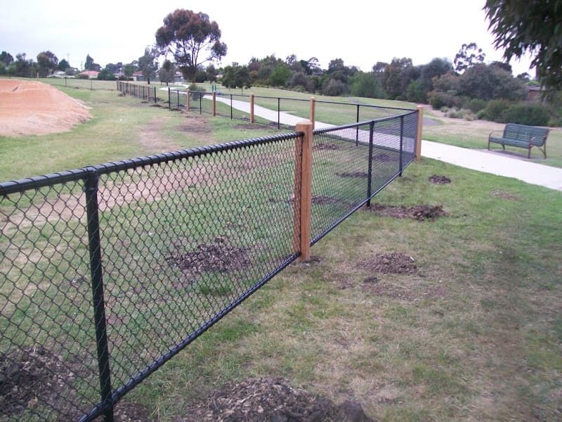 Team Work Fencing Contractors - Bunbury WA fencing work in Davenport