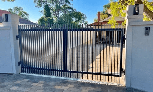 Team Work Fencing Contractors - Bunbury WA fencing work in Davenport