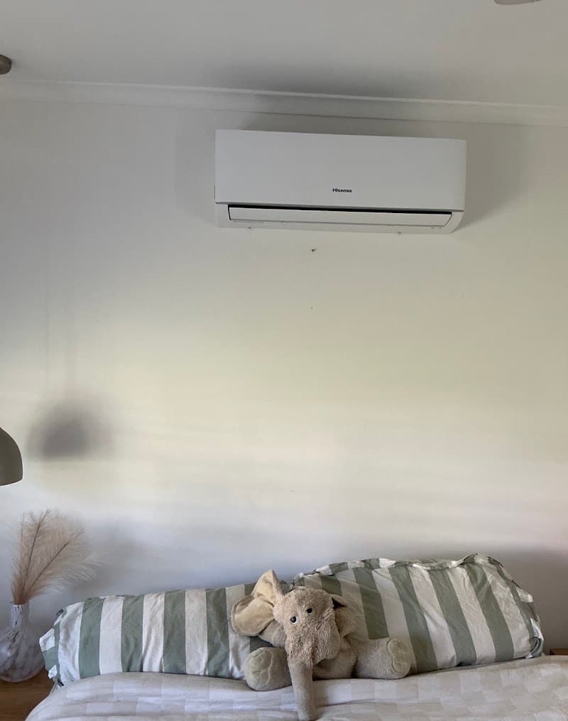 TECH AIR SOLUTIONS AND ELECTRICAL air conditioning work in Tuggerah