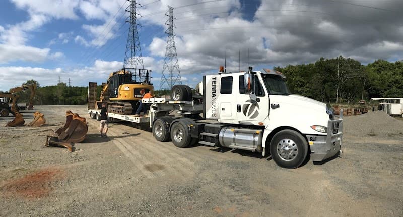 Terranovus Earthworks & Plant Hire demolition work in Cairns City