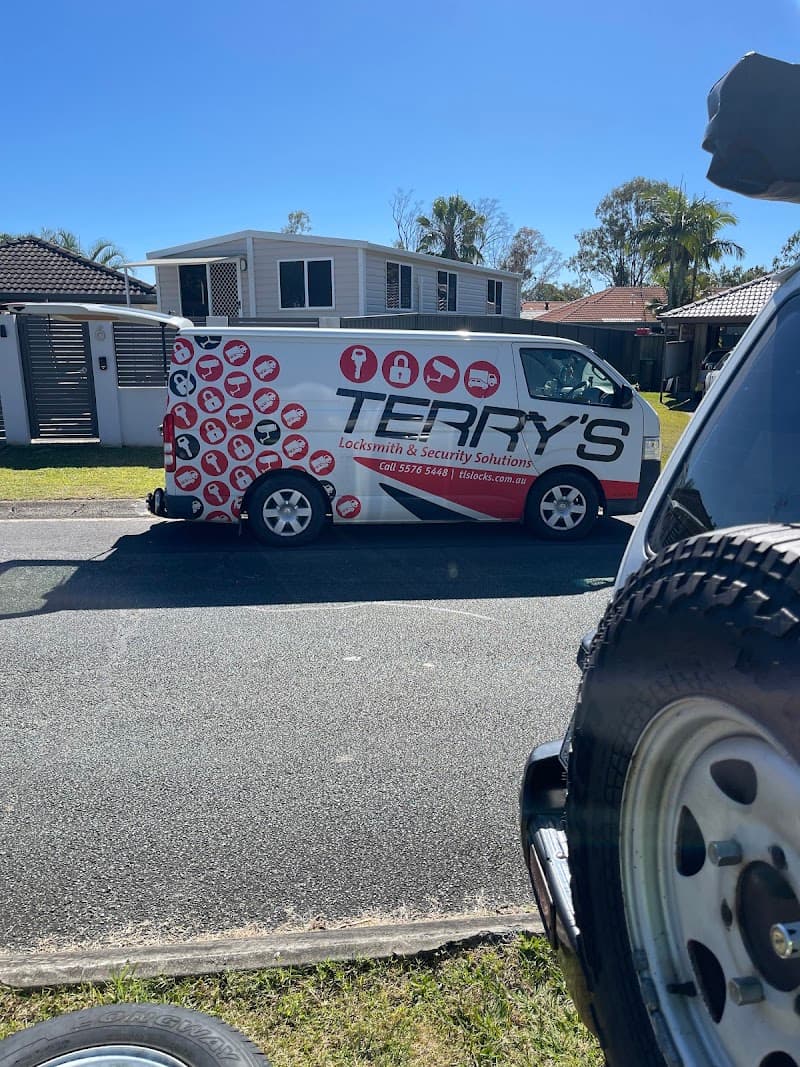 Terry's Locksmiths locksmith work in Burleigh Heads