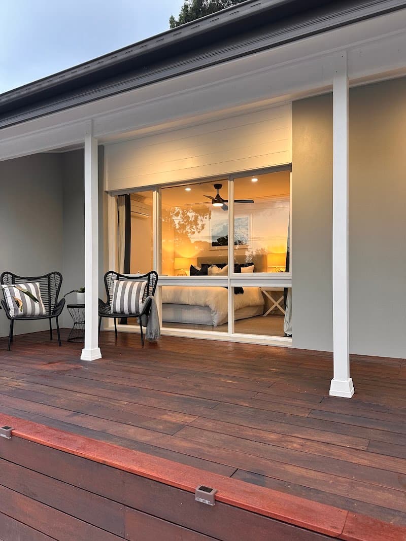 TGS Rowland Master Painters & Decorators painter work in Ettalong Beach