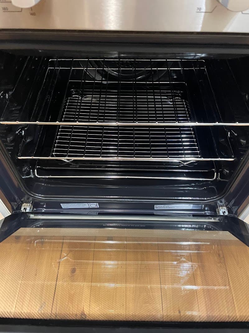 The Agents Cleaner oven & bbq cleaning work in Drayton