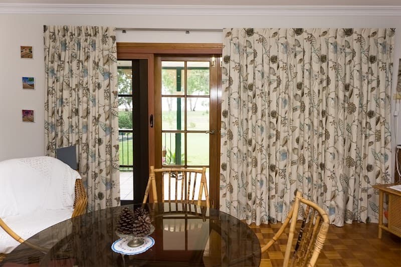 The Coloured House - Blinds, Curtains, Awnings, Shutters, Wallpaper curtains & blinds work in Hermit Park