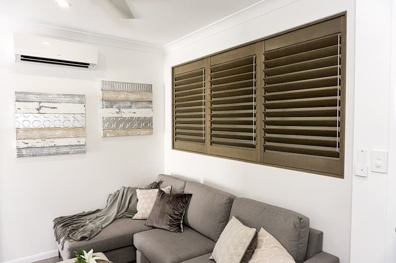 The Coloured House - Blinds, Curtains, Awnings, Shutters, Wallpaper curtains & blinds work in Hermit Park