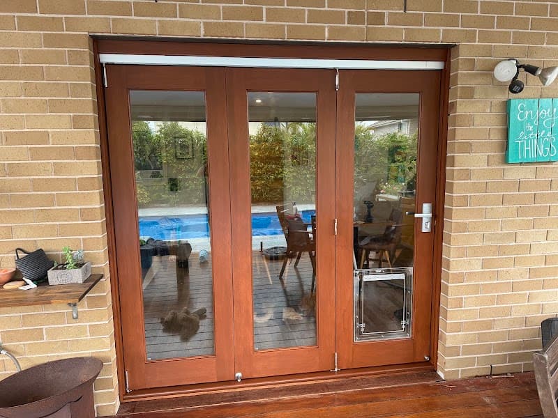 The Door Factory garage doors work in Erina