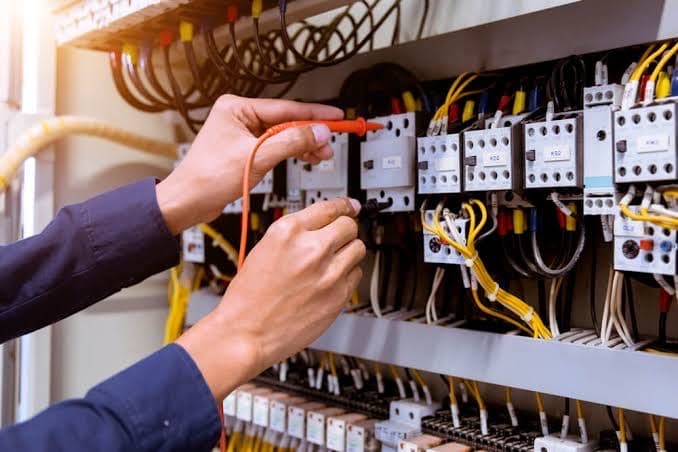 The Electrician Ipswich electrician work in Ipswich