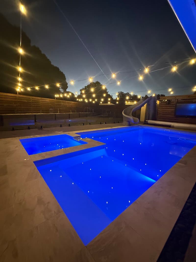 The Fibreglass Pool Company pool builder work in Slacks Creek
