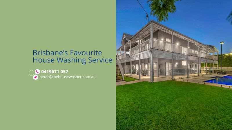 The House Washer cleaning work in Spring Hill