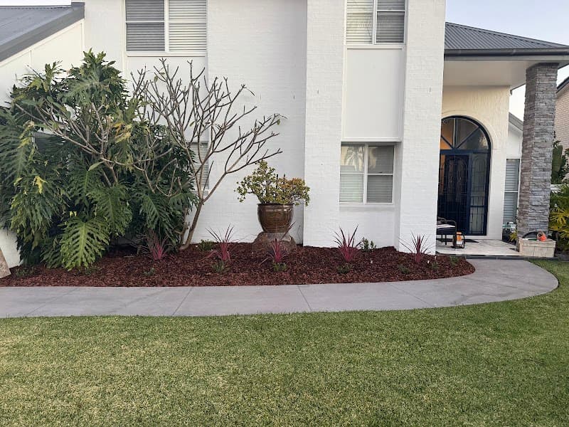 The Minimalist Gardener - Port Macquarie lawn care work in Port Macquarie