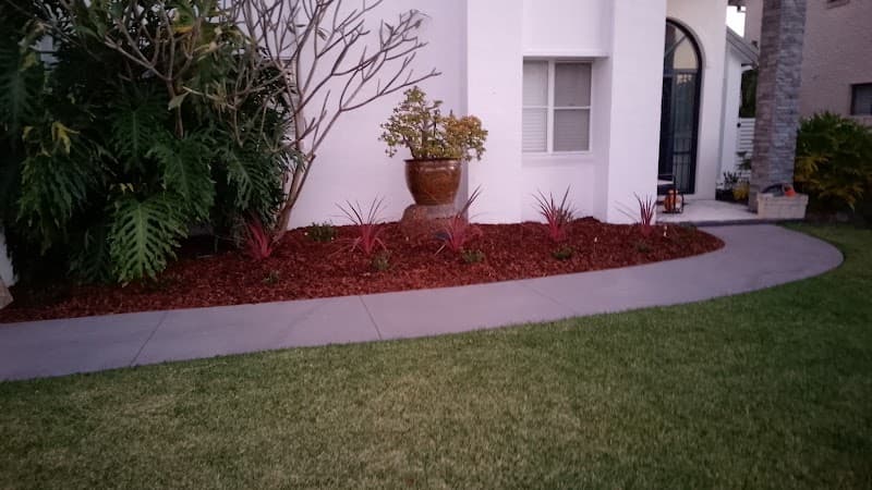 The Minimalist Gardener - Port Macquarie lawn care work in Port Macquarie