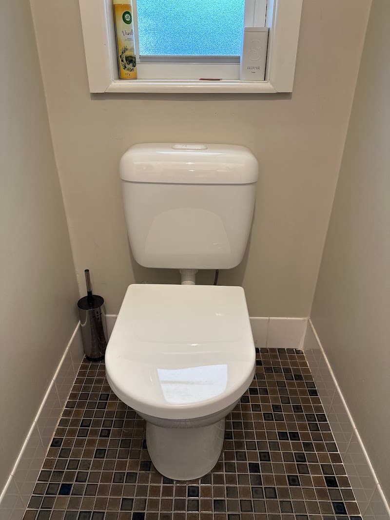 The Plumbing Life Saver Newcastle plumber work in Adamstown