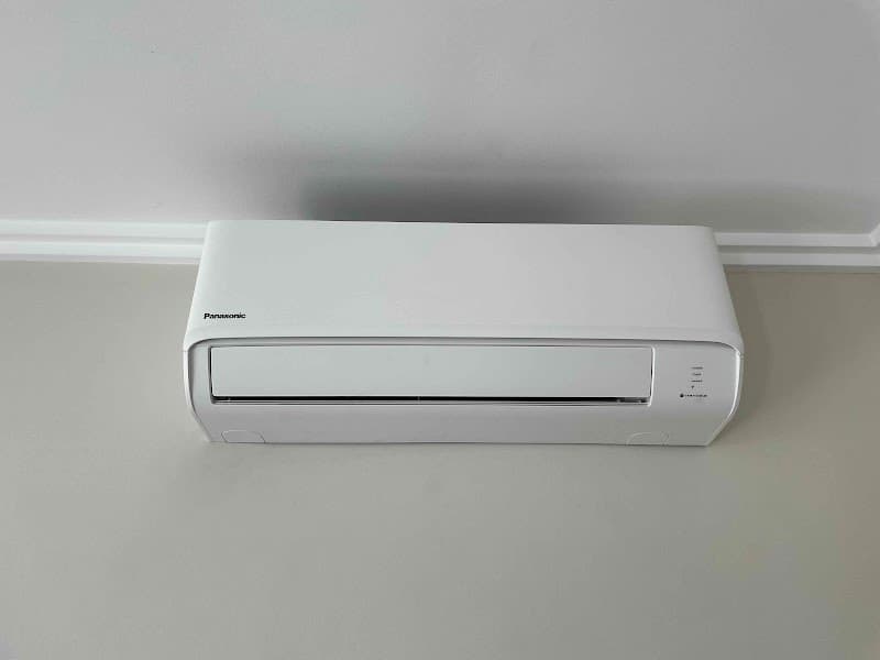The Split System Guy air conditioning work in Molendinar