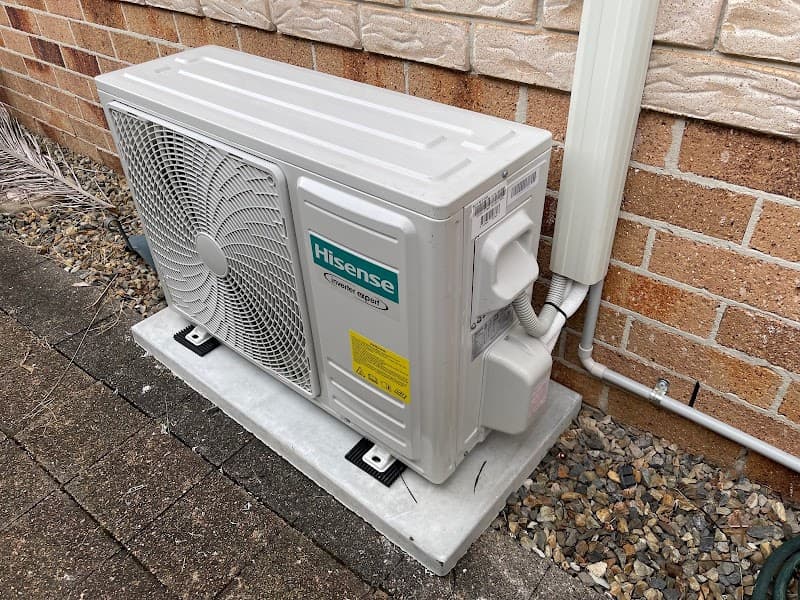 The Split System Guy air conditioning work in Molendinar