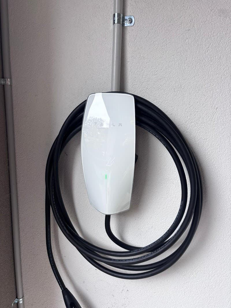 Thomas Group Electrical electrician work in Kilsyth