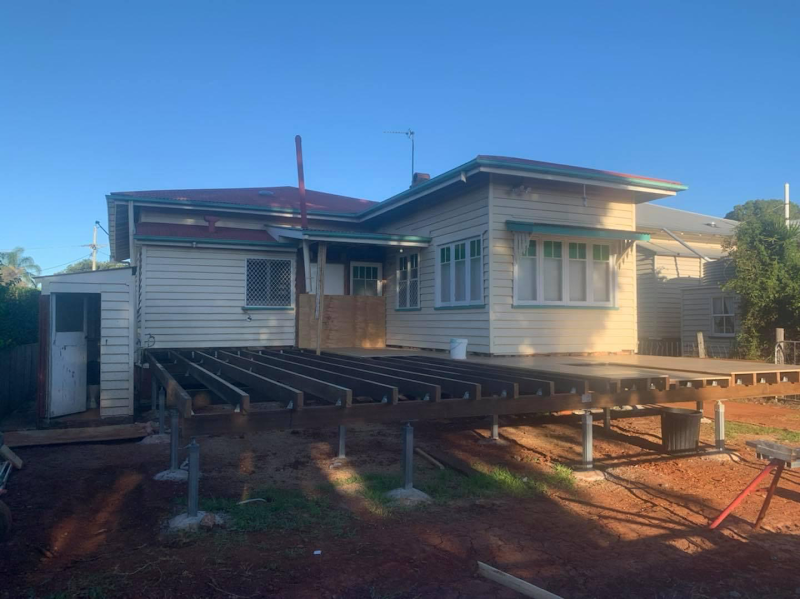 Thomas Higgins Builder kitchen renovation work in Centenary Heights