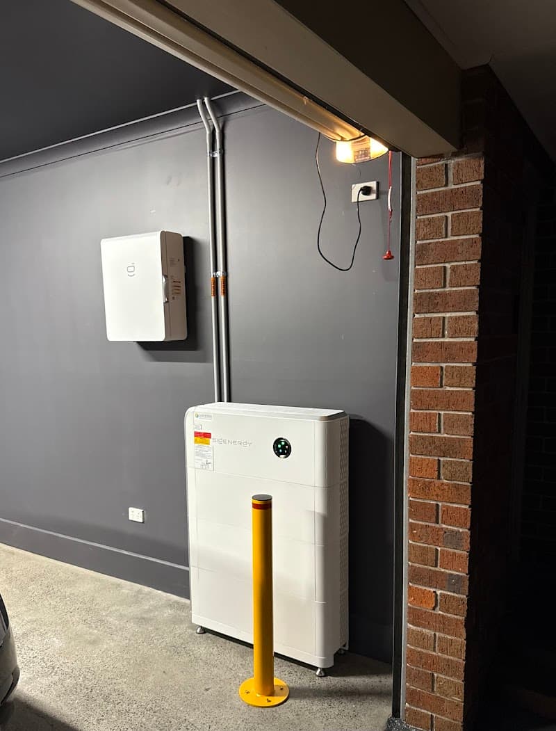 Thompson Solar Solutions/Thompson Electrical Solutions solar panel installation work in Mornington