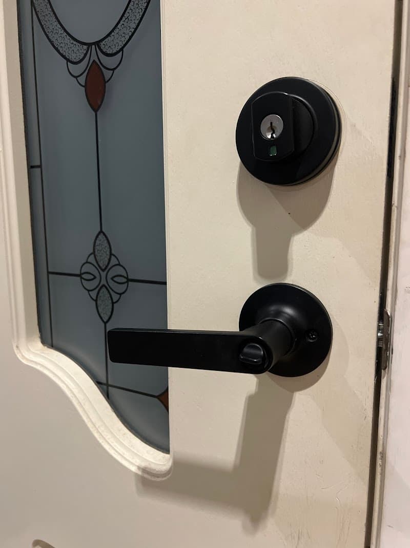 Tidal Locksmiths locksmith work in Robina