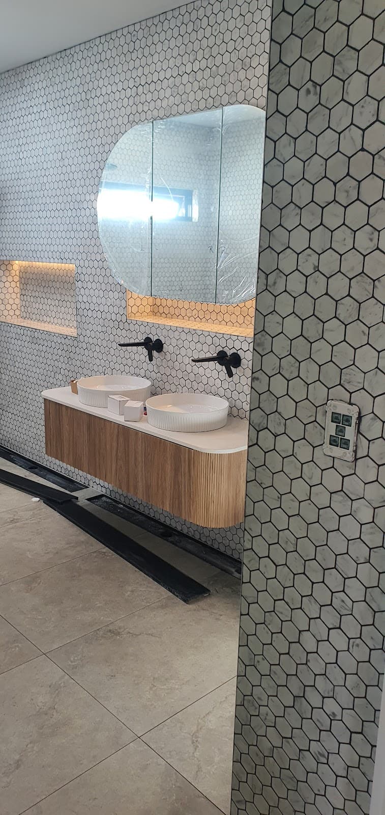 Tiling Services Sydney tiling work in Auburn