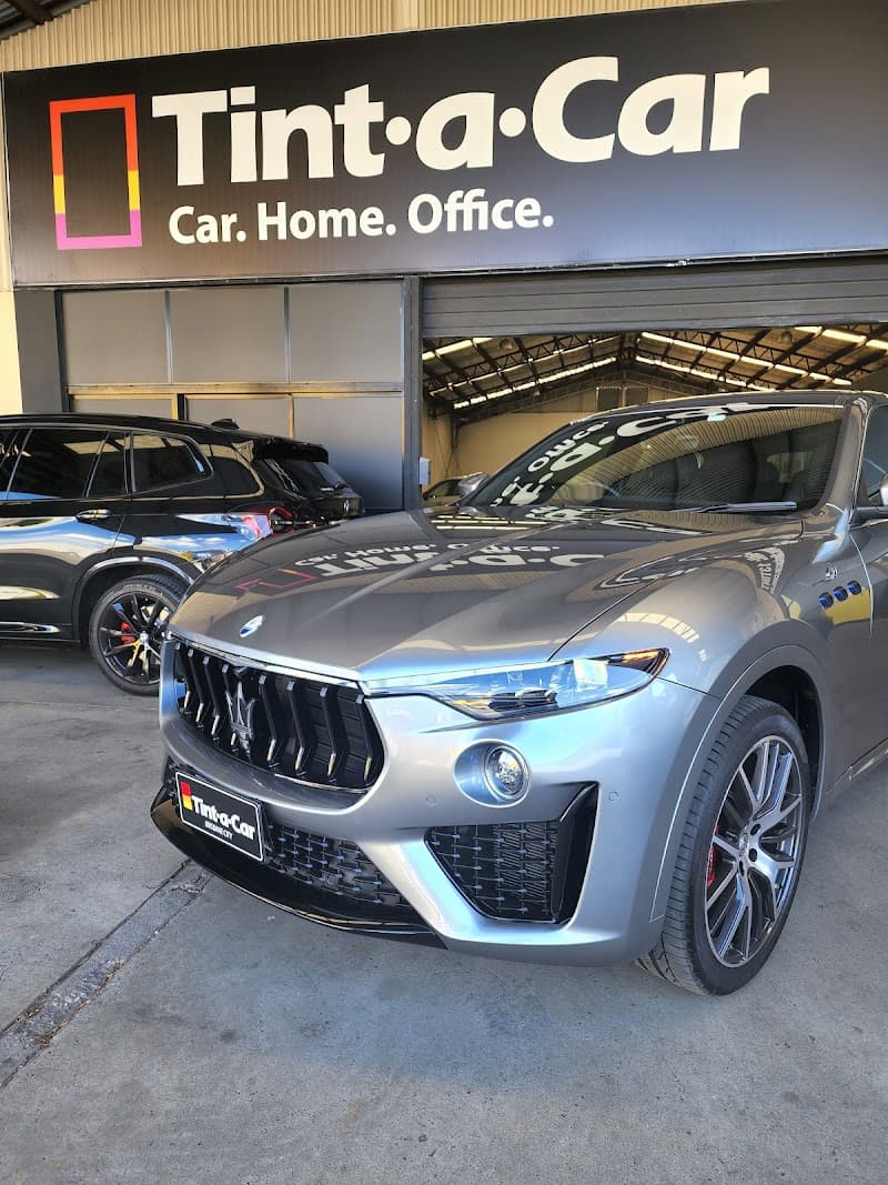Tint a Car Bowen Hills window tinting work in Bowen Hills