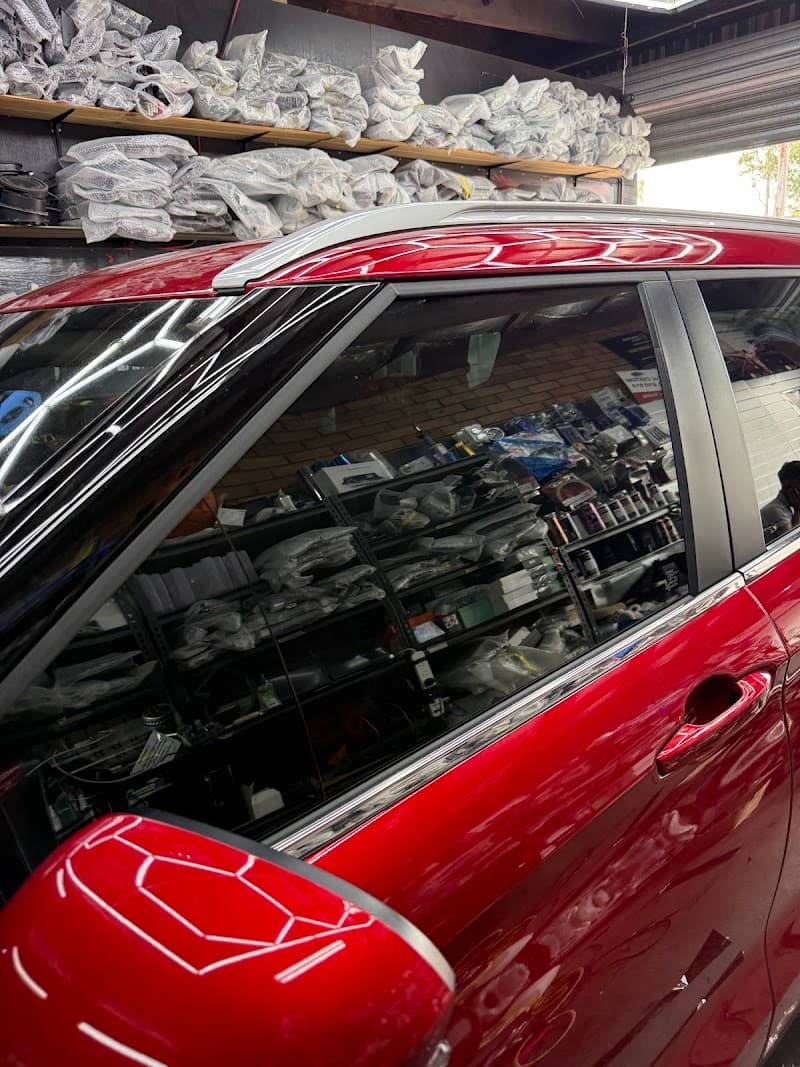 Tint & Custom window tinting work in Pendle Hill