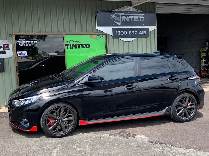 Tinted window tinting work in Maroochydore