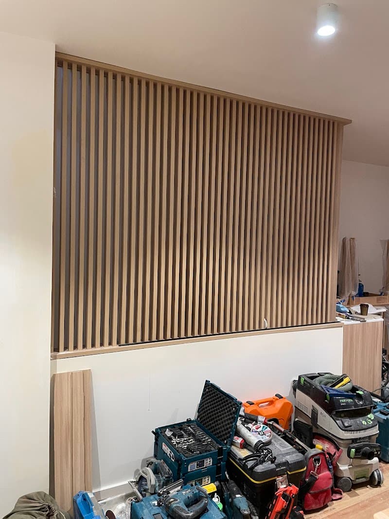 TJ MELBOURNE carpentry work in Port Melbourne