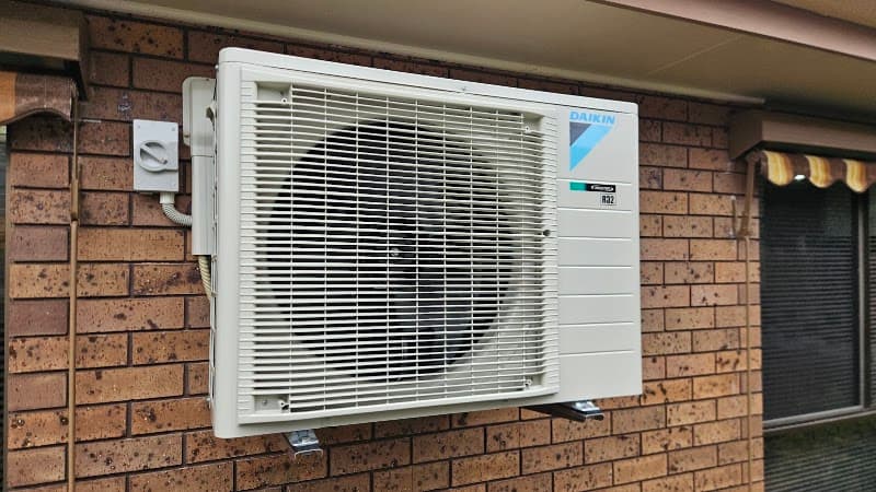 Tones Solar & Electrical Devonport air conditioning work in East Devonport