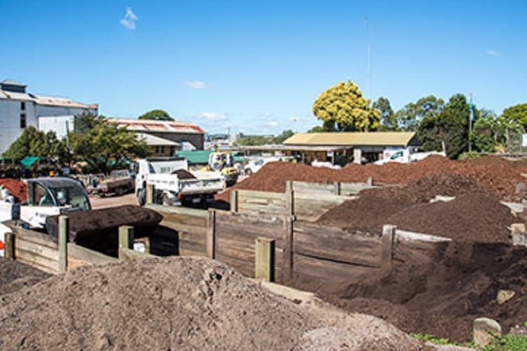 Toowoomba Landscape Supplies landscaping work in Toowoomba City