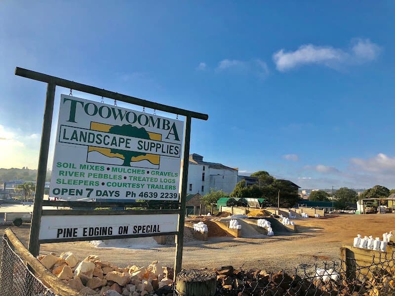 Toowoomba Landscape Supplies landscaping work in Toowoomba City