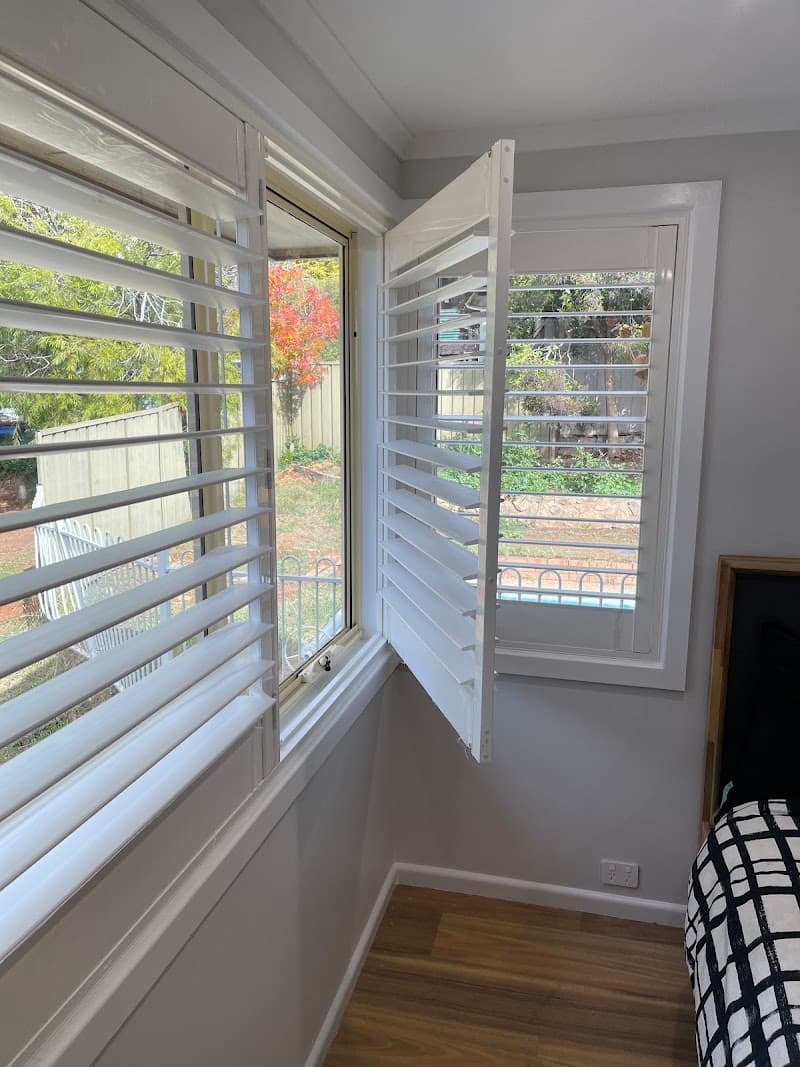 Top Notch Blinds and Shades- Best Curtains Shop Canberra curtains & blinds work in Fyshwick