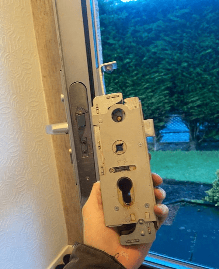 TOSL Sydney aLocksmiths Service locksmith work in Sydney