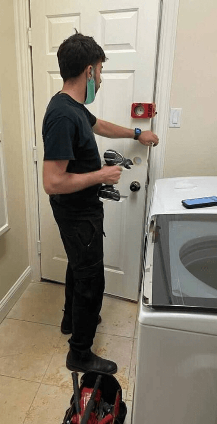 TOSL Sydney aLocksmiths Service locksmith work in Sydney