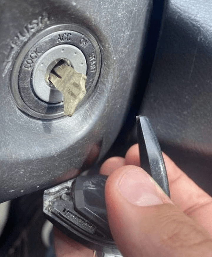 TOSL Sydney aLocksmiths Service locksmith work in Sydney
