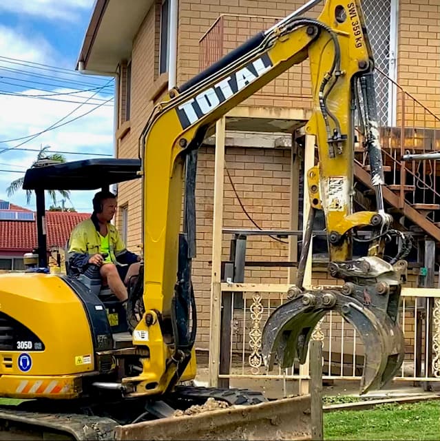 Total Asbestos Removal Brisbane asbestos removal work in Acacia Ridge