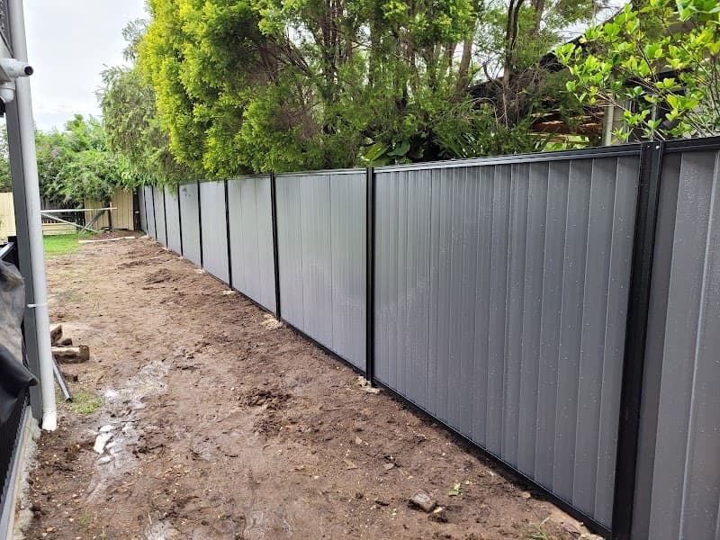 Total Fencing QLD fencing work in Brassall