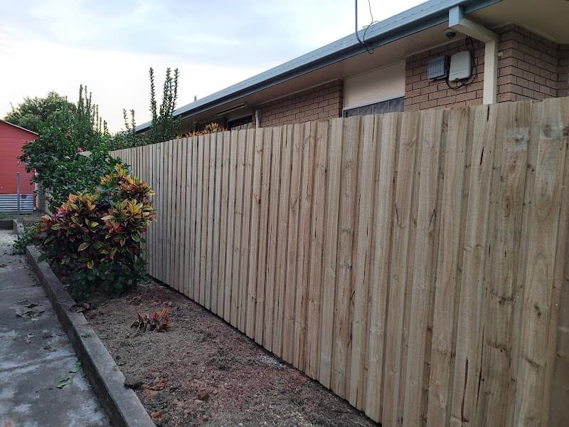Total Fencing QLD fencing work in Brassall